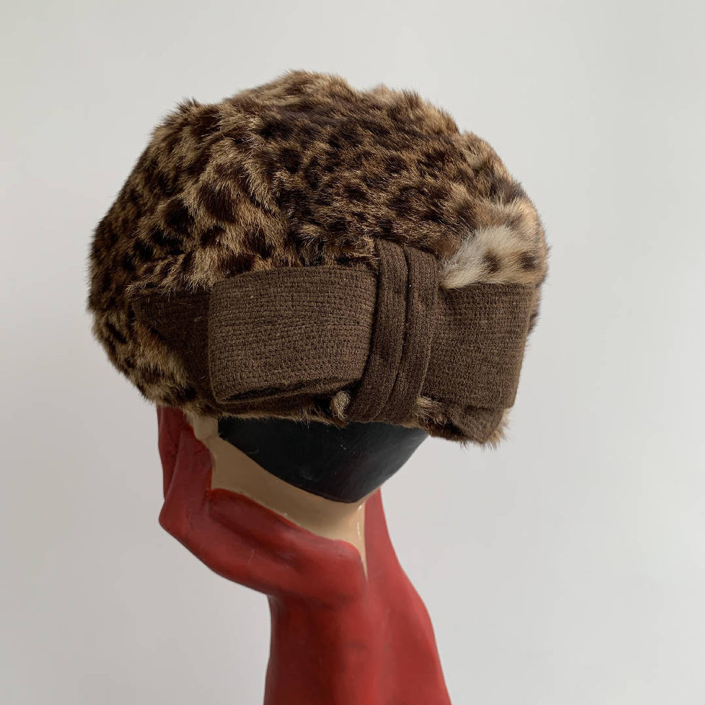 Glamorous vintage rabbit fur animal print hat with a bow  display picture 3