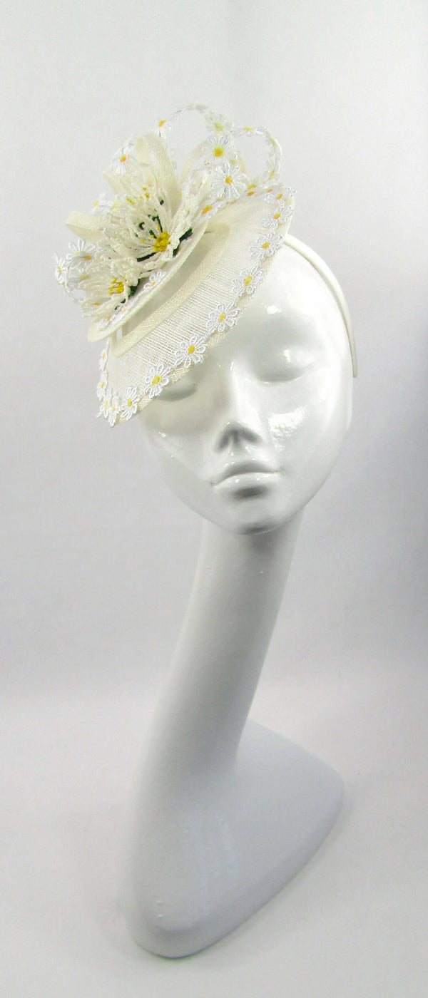 Ivory Sinamay Daisy Fascinator for Weddings, Races, Special Occasions, Royal Garden Party