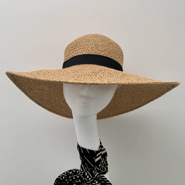 Holiday essential - Wide brim floppy lightweight resort sun hat