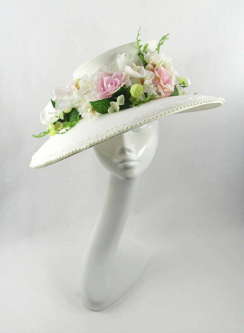 Ivory Down Brim Hat with Flowers & Lace Trim