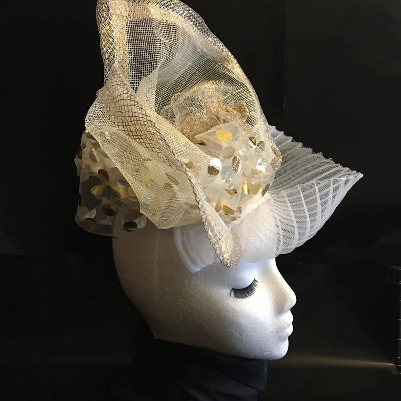 Gold + White elegant, flattering fascinator. Mother of the bride, wedding, Easter, Royal Ascot, Race Hat, Winner's Circle "GLORIA" The Hat Circle by X Terrace Gold + White elegant, flattering fascinator. Mother of the bride, wedding, Easter, Royal Ascot, Race Hat, Winner's Circle "GLORIA" The Hat Circle by X Terrace