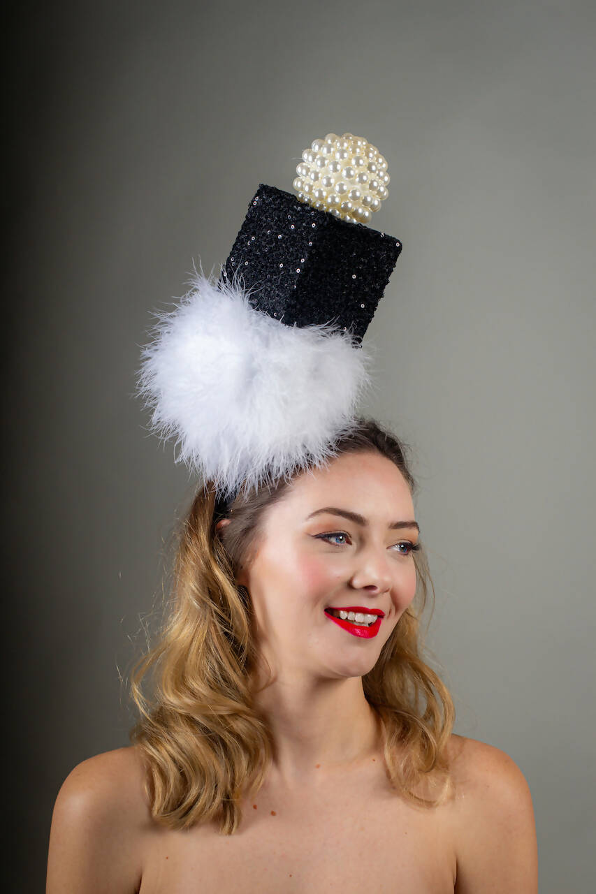 Bespoke fascinators, bespoke hats, designer fascinators, designer hats