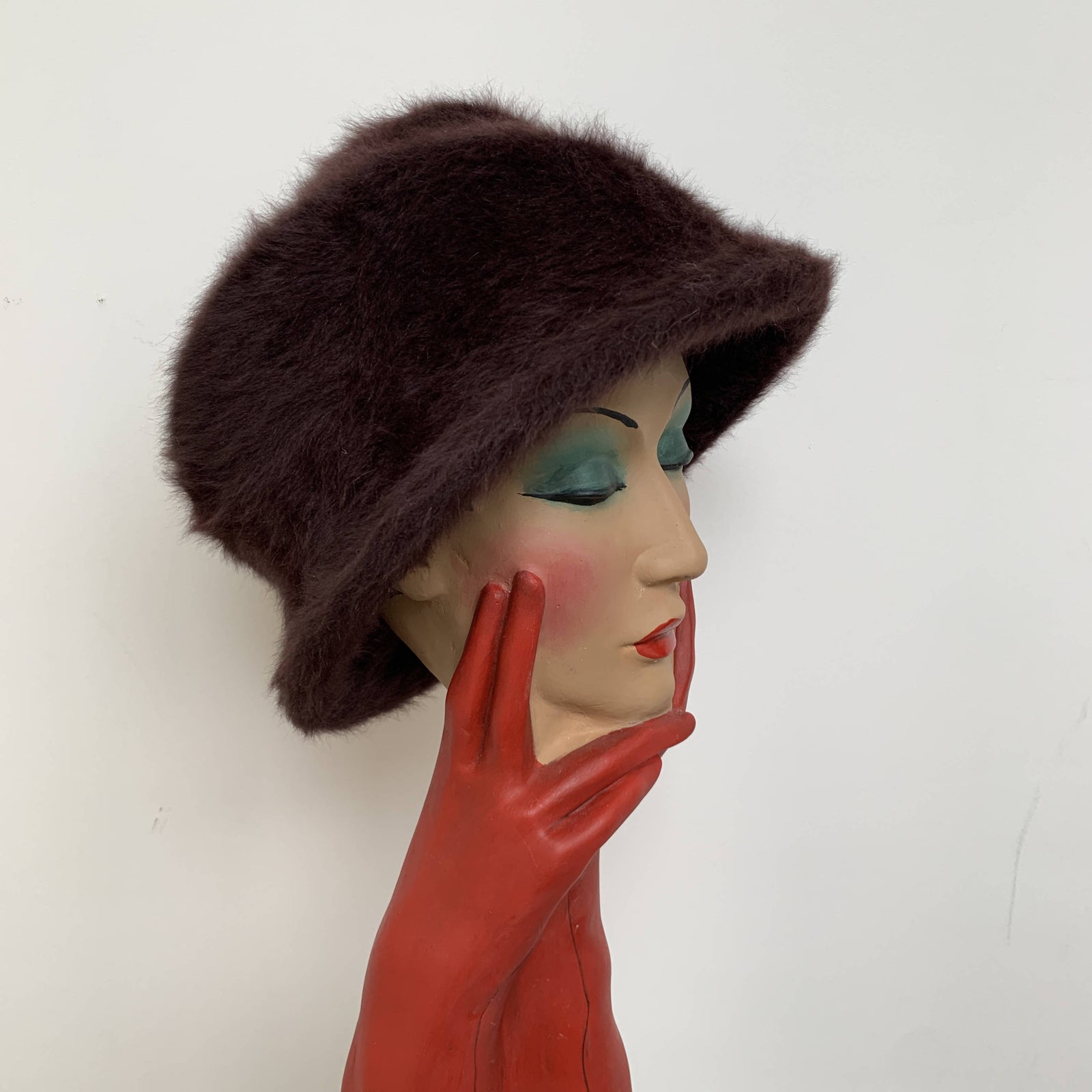 Vintage 80s Mari Da Lady Jaylo Angora Hat Made England Wine Cloche Lord & Taylor Downton Abbey Style Womens Hat in Fleece | The Alice Cloche  main image 3