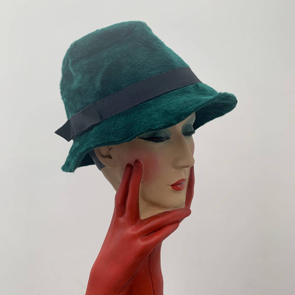 Vintage green rabbit fur cloche hat with black ribbon