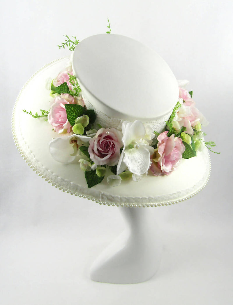 Ivory Down Brim Hat with Flowers & Lace Trim