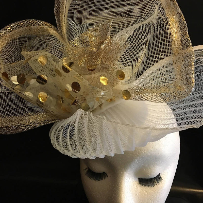 Gold + White elegant, flattering fascinator. Mother of the bride, wedding, Easter, Royal Ascot, Race Hat, Winner's Circle "GLORIA"